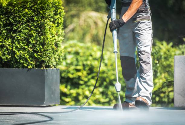 Best Sign and Awning Cleaning  in Warrensburg, MO